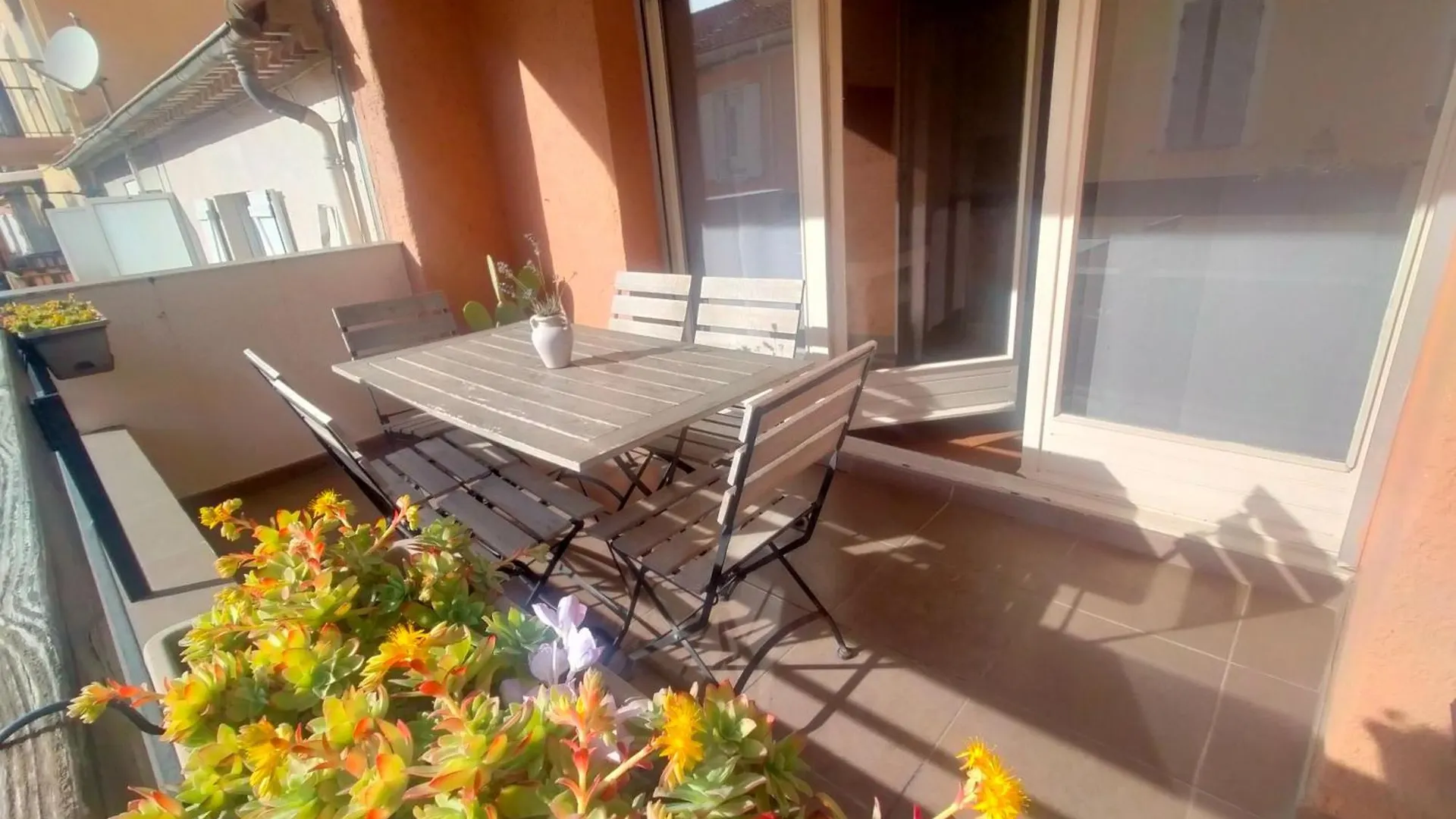 Super Appartement 2 A 6 Pers Garage Prive, Centreville, Plage 150M, 2 Terrasses 0*, Сент-Максим Франция